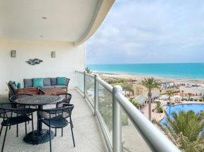 Quiet Beachfront Condo with Pools & Private Beach